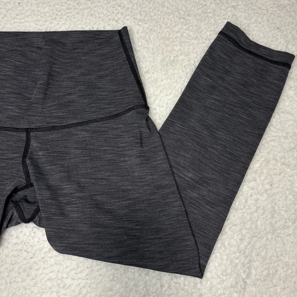 Lululemon Women Heather Gray Wunder Under High Rise Crop Leggings